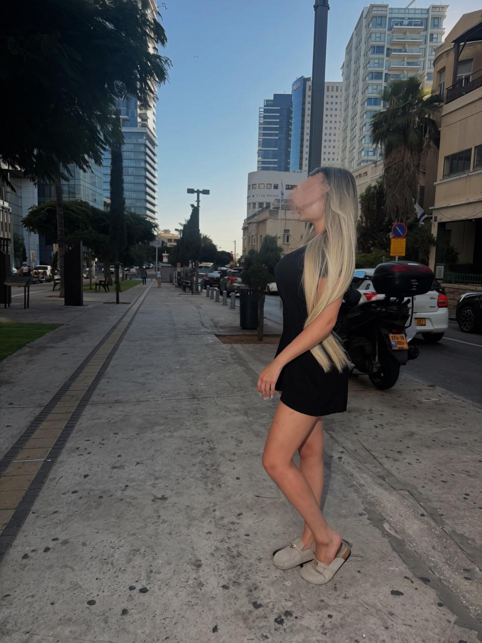 בתל אביב מארחת סקסית מקצוענית