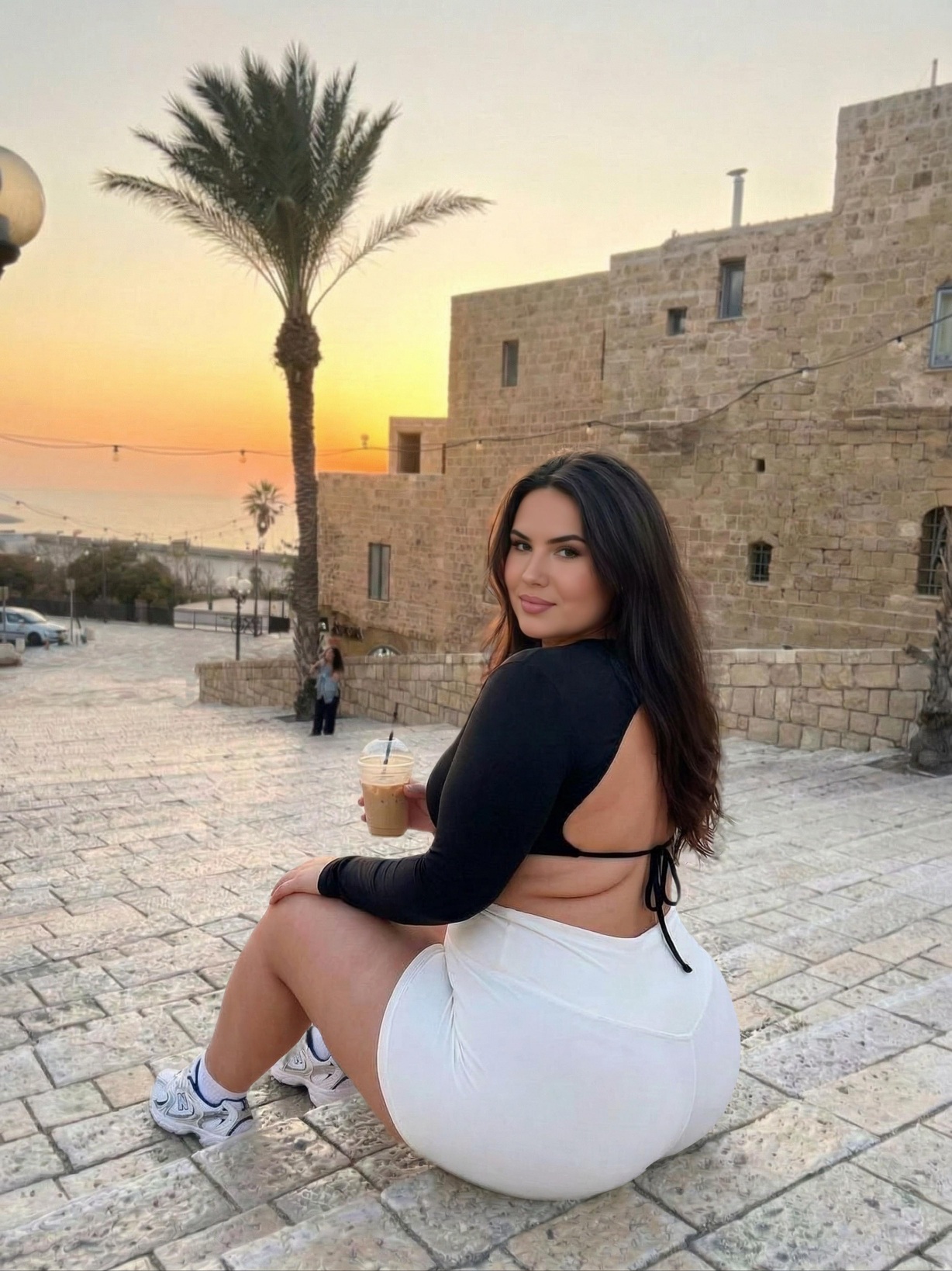 בתל אביב- סקסית אישה ממכרת