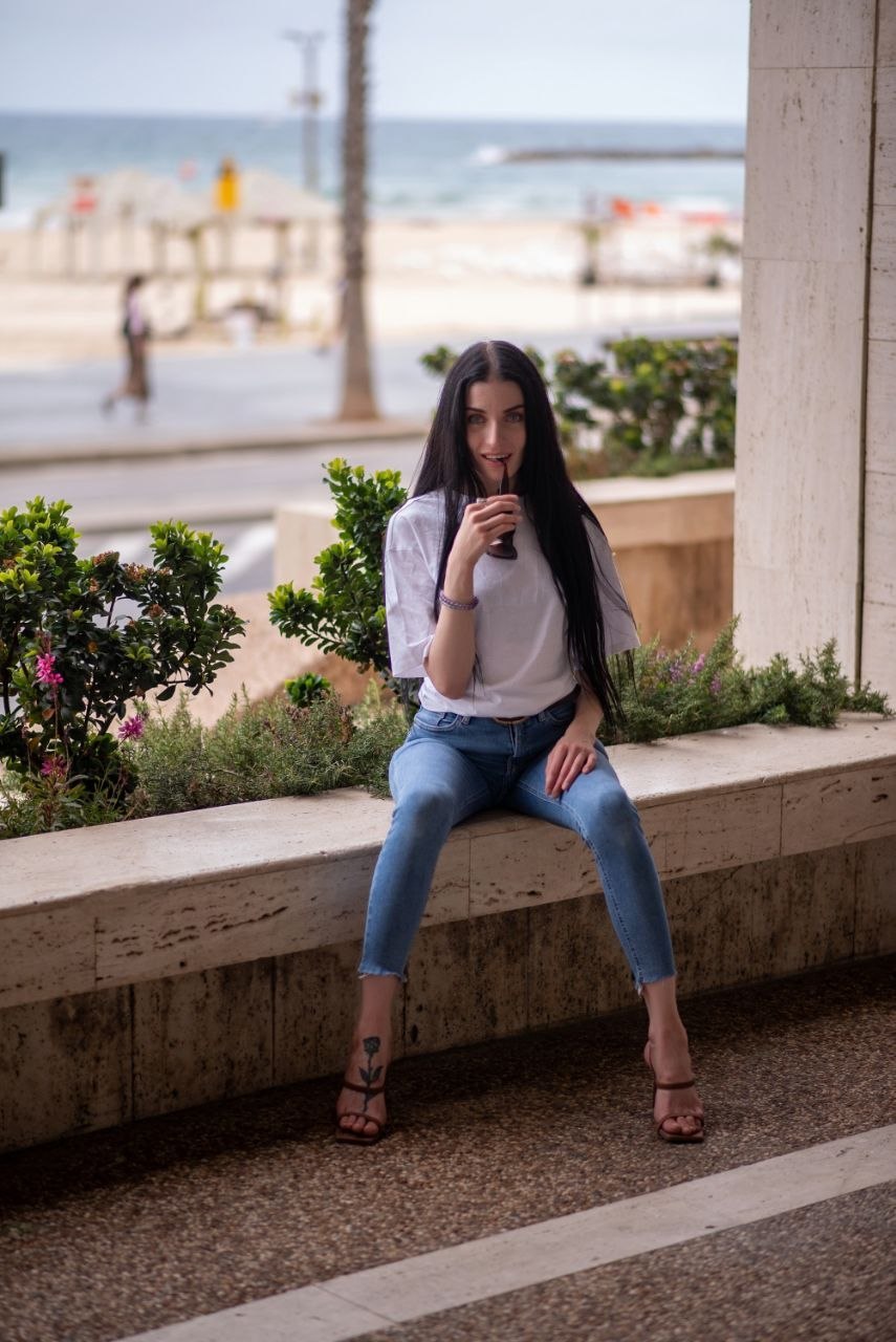 ליזה בתל אביב- כוסית בת 25 אישה מקצוענית